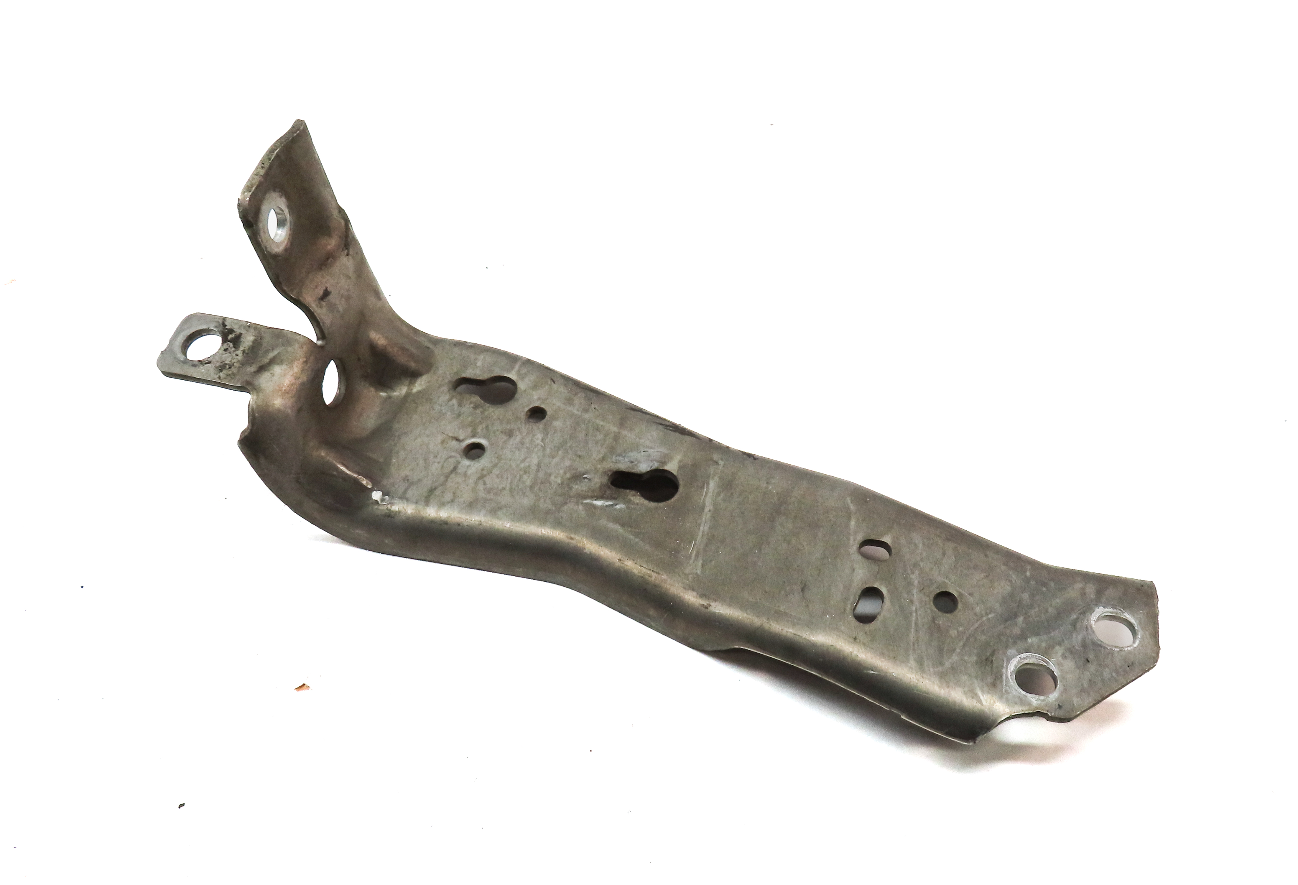 2018 BMW X2 (F39) 2.0L (B46) ENGINE FRONT RIGHT PASSENGER RADIATOR SUPPORT BRACE — exact item pictured